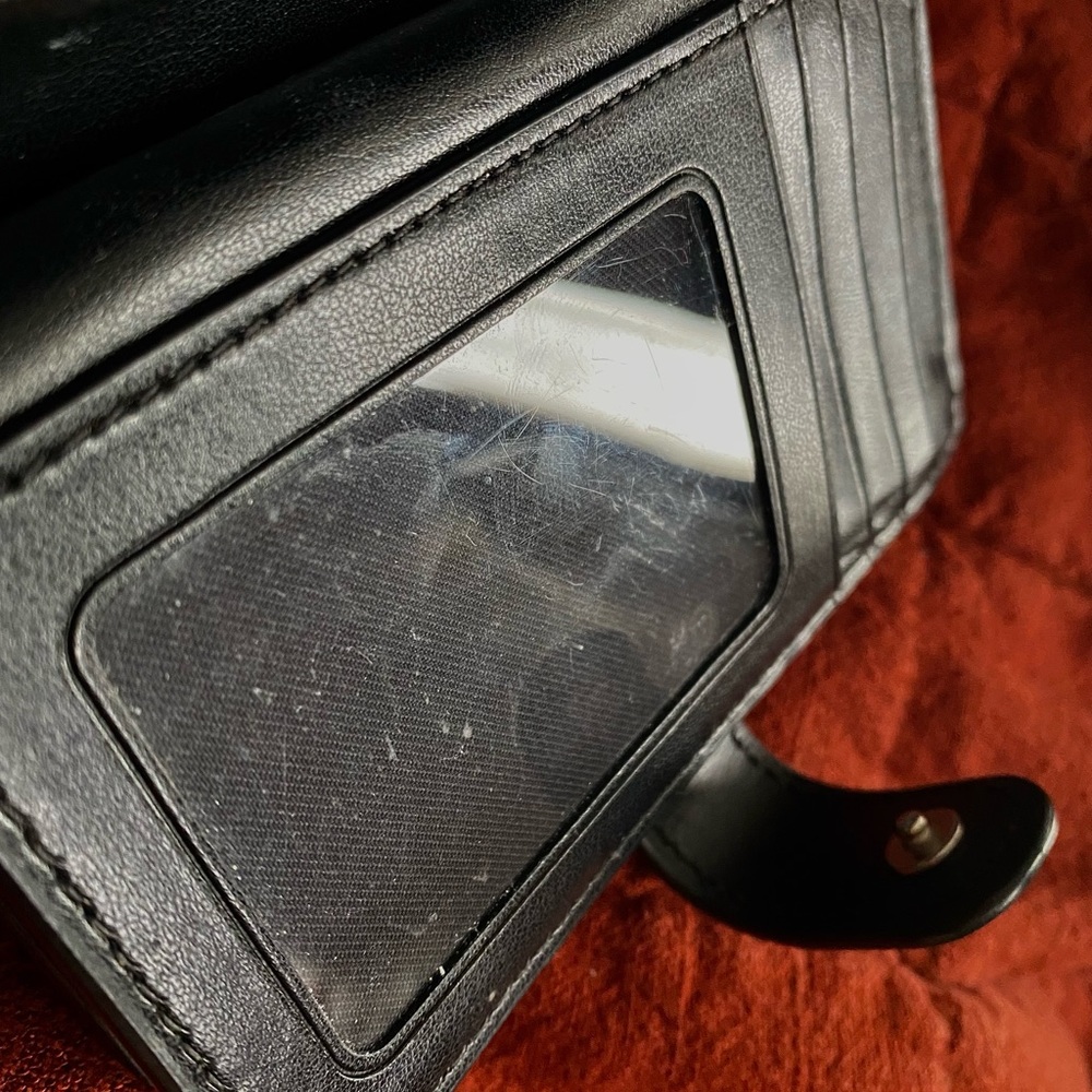 Coach Wallet - Picture 4 of 6